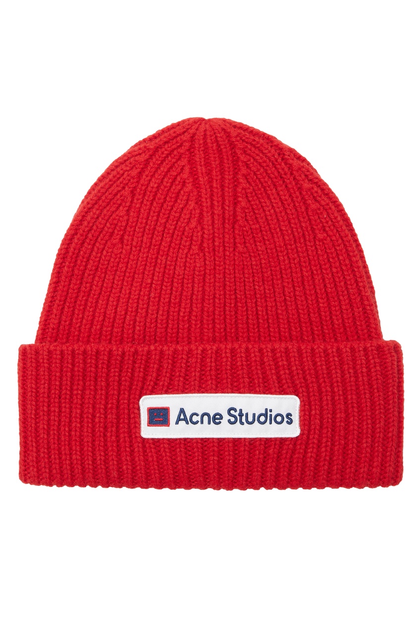 фото Красная шерстяная шапка с логотипом acne studios