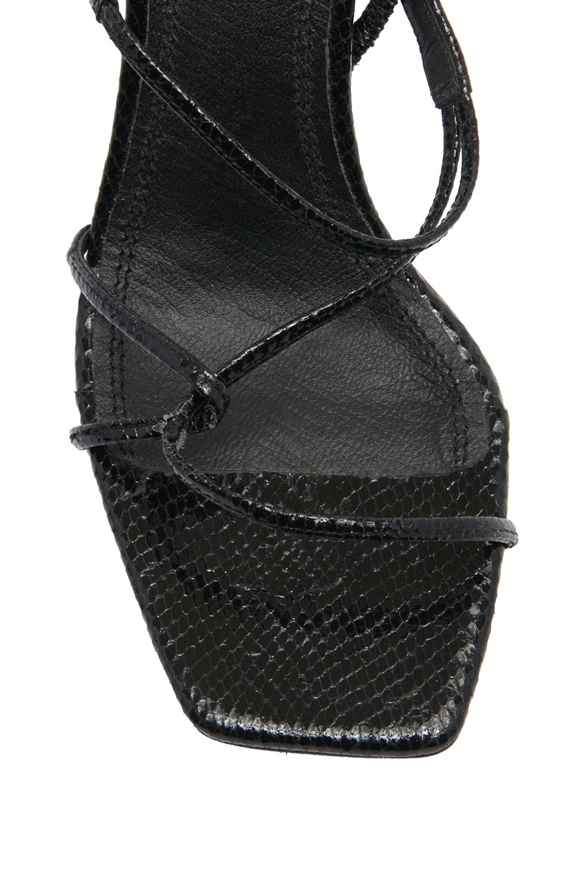 фото Черные кожаные босоножки sandro
