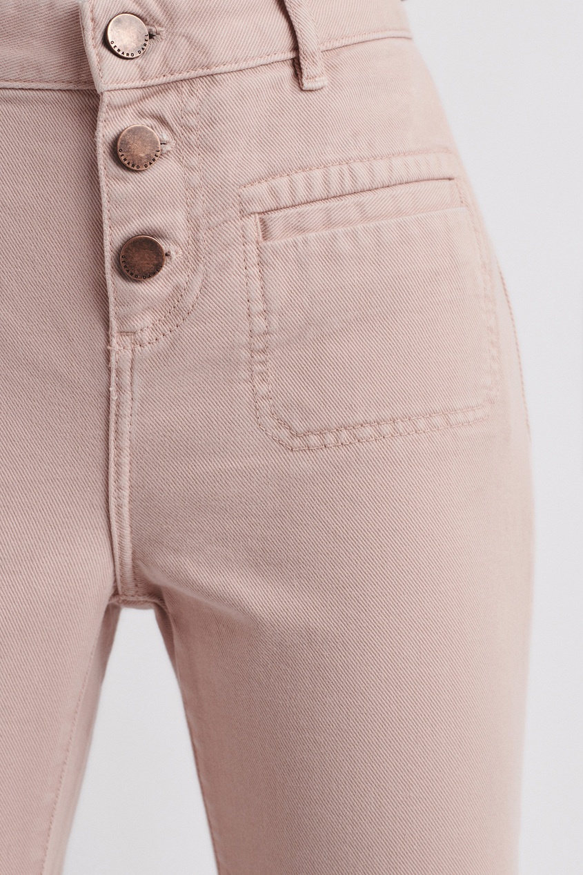 фото Пудрово-розовые расклешенные джинсы gerard darel