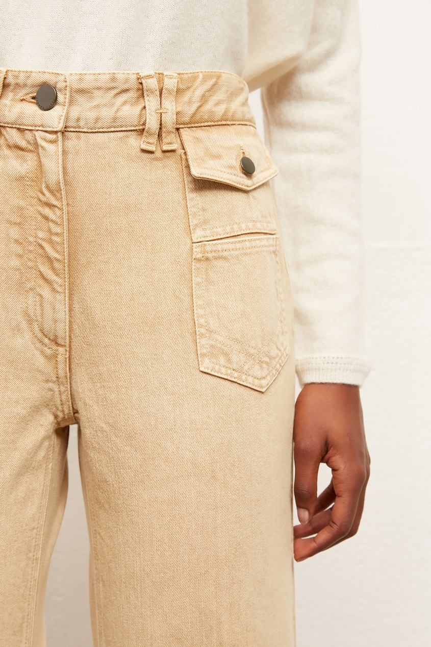 фото Расклешенные джинсы песочного цвета gerard darel