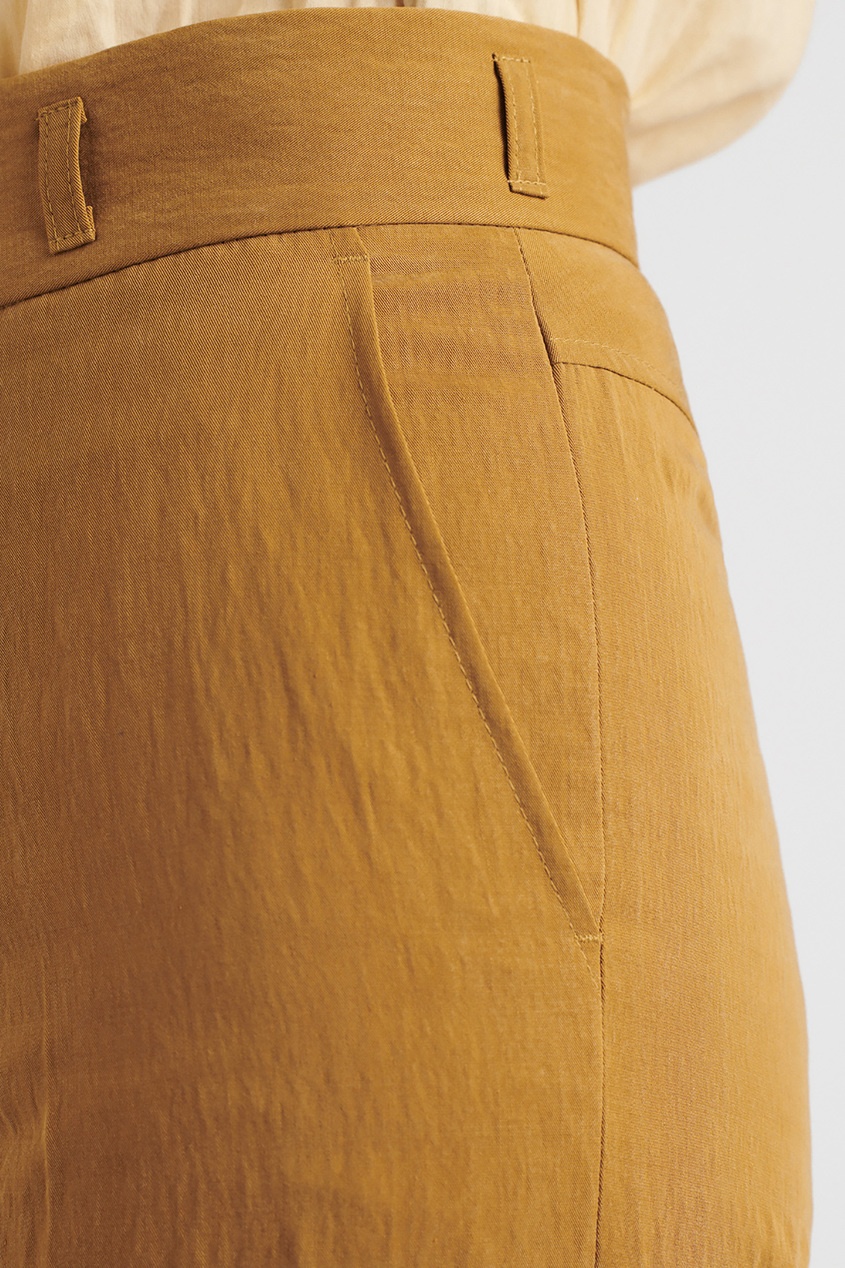 фото Расклешенные брюки цвета охра gerard darel