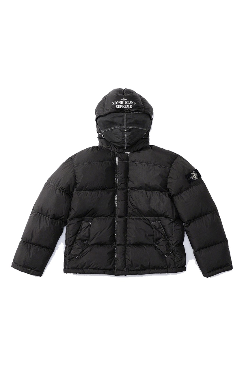 фото Черная куртка supreme stone island painted camo crinkle down jacket black