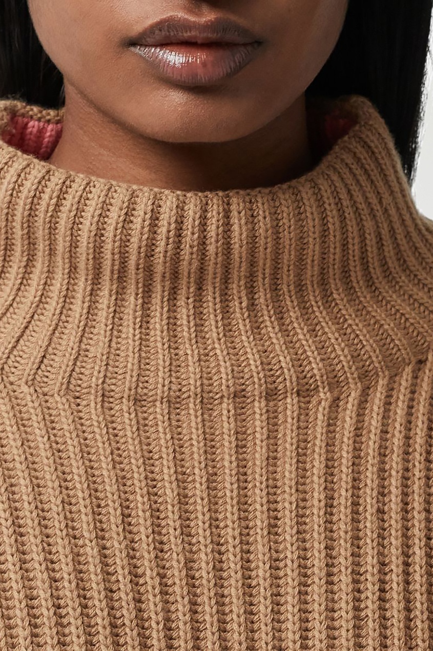 фото Коричневый свитер с высоким горлом burberry