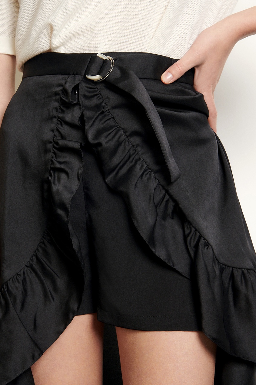 фото Черная юбка с оборками sandro