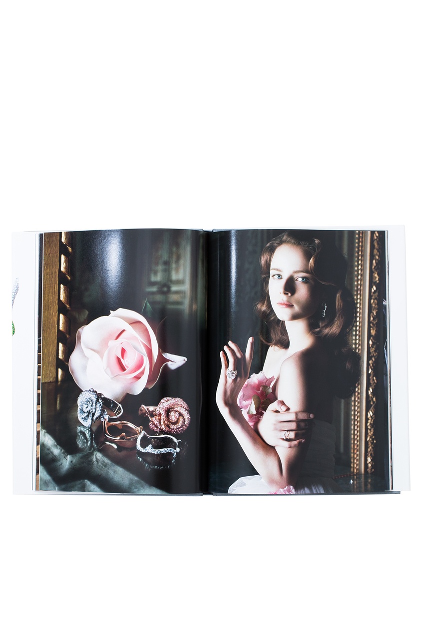 фото Dior Assouline