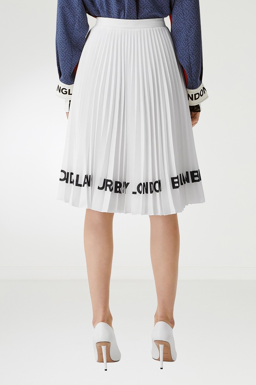 фото Белая плиссированная юбка burberry