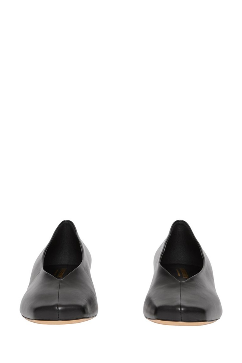 фото Черные кожаные туфли на низком каблуке burberry
