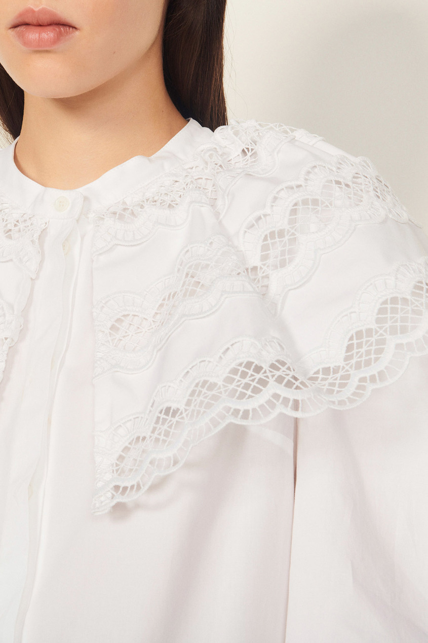 фото Белая блузка с объемным воротником sandro