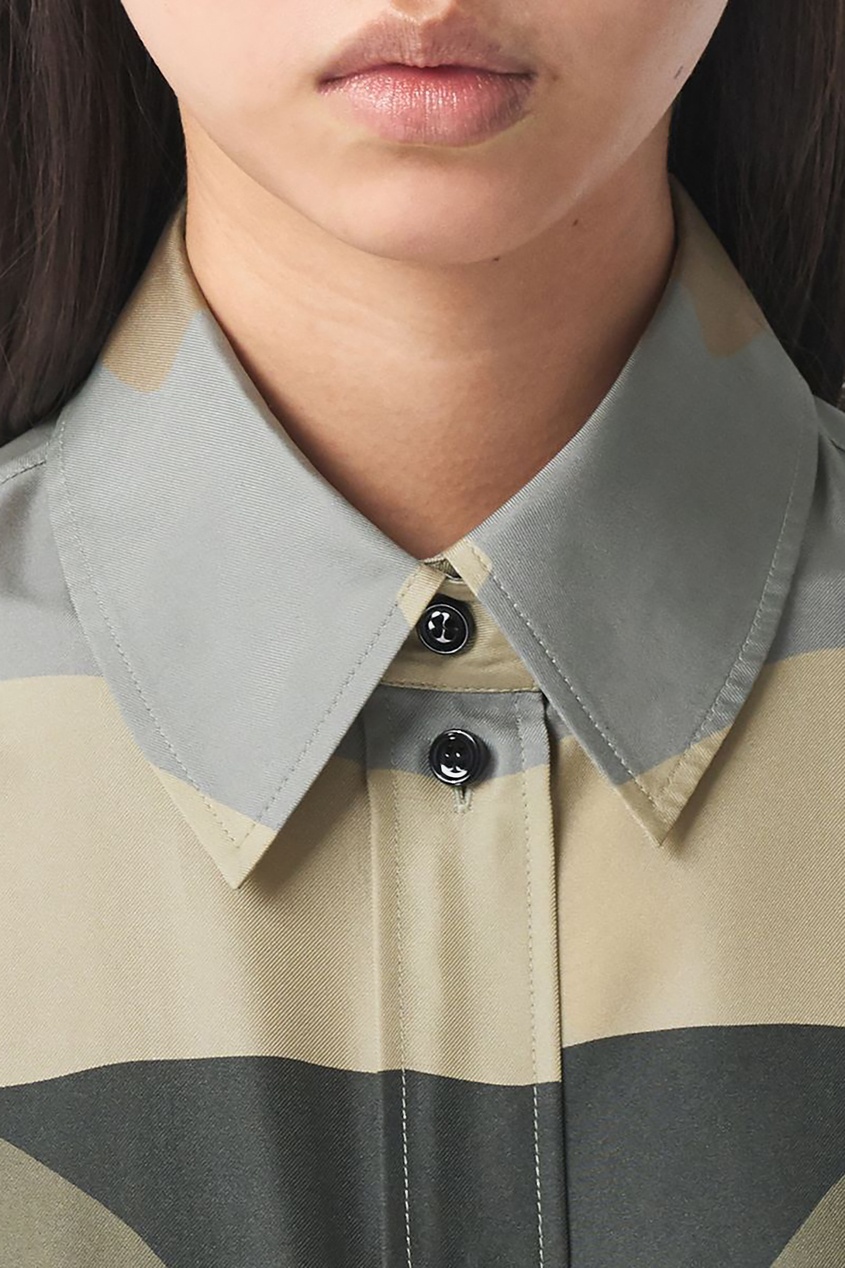 фото Зеленая камуфляжная рубашка из шелка burberry