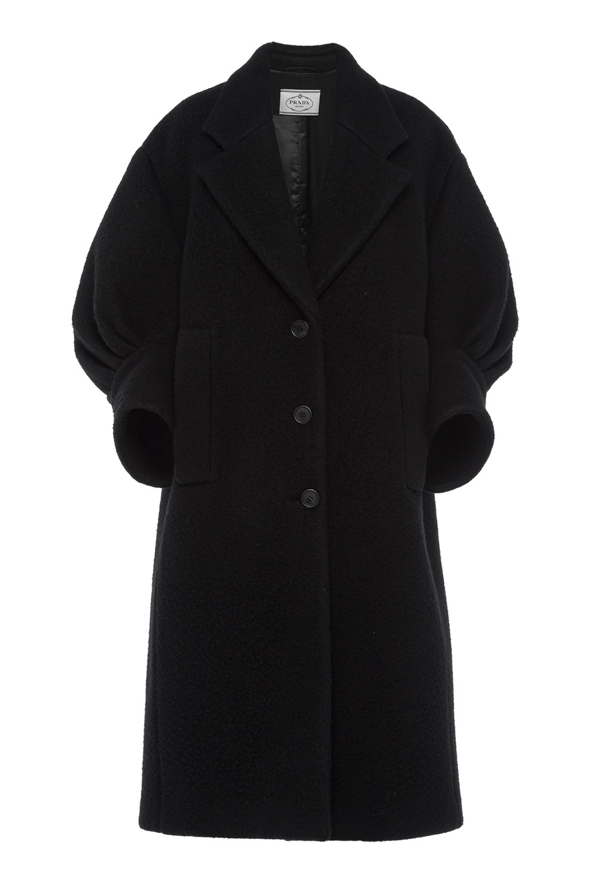 фото Черное пальто с объемными рукавами prada