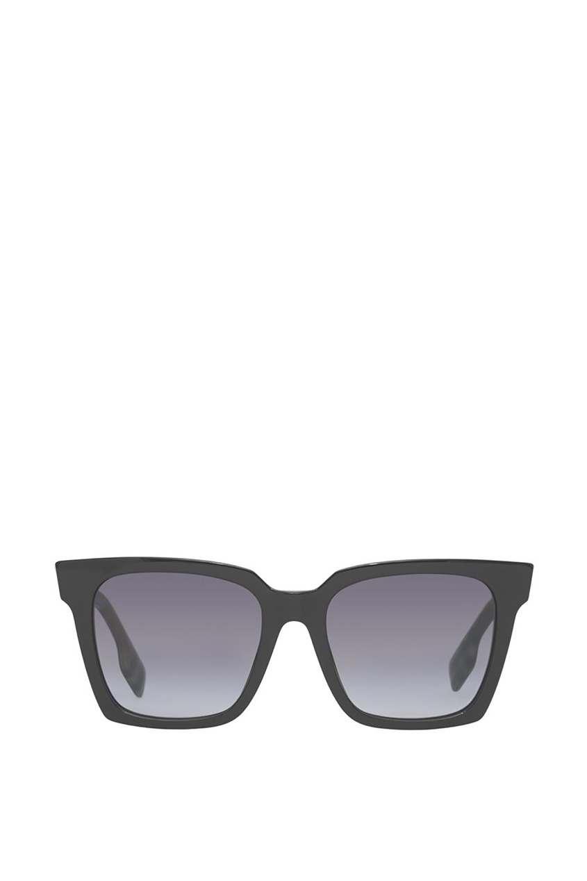 фото Черные квадратные солнцезащитные очки burberry