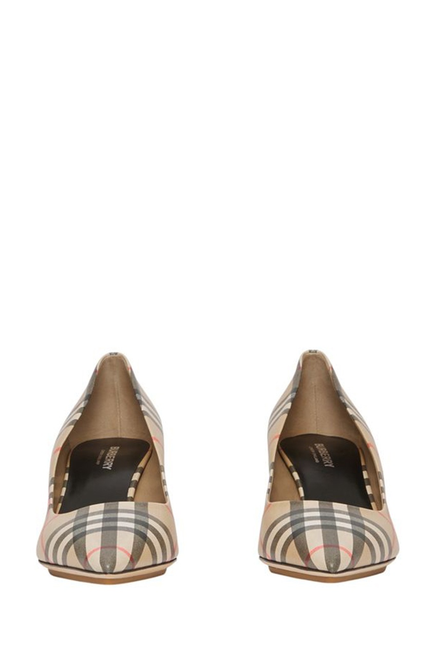 фото Бежевые клетчатые туфли из кожи burberry