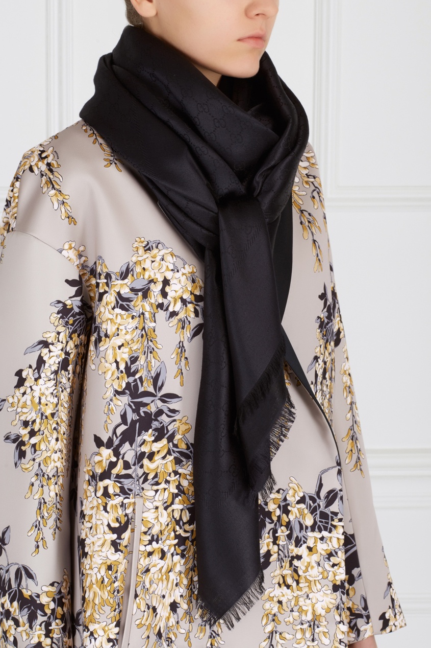 фото Шаль Silk wool GG jacquard shawl Gucci