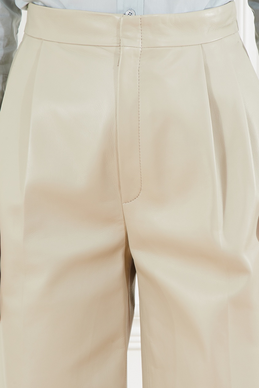 фото Светло-серые кожаные брюки gucci
