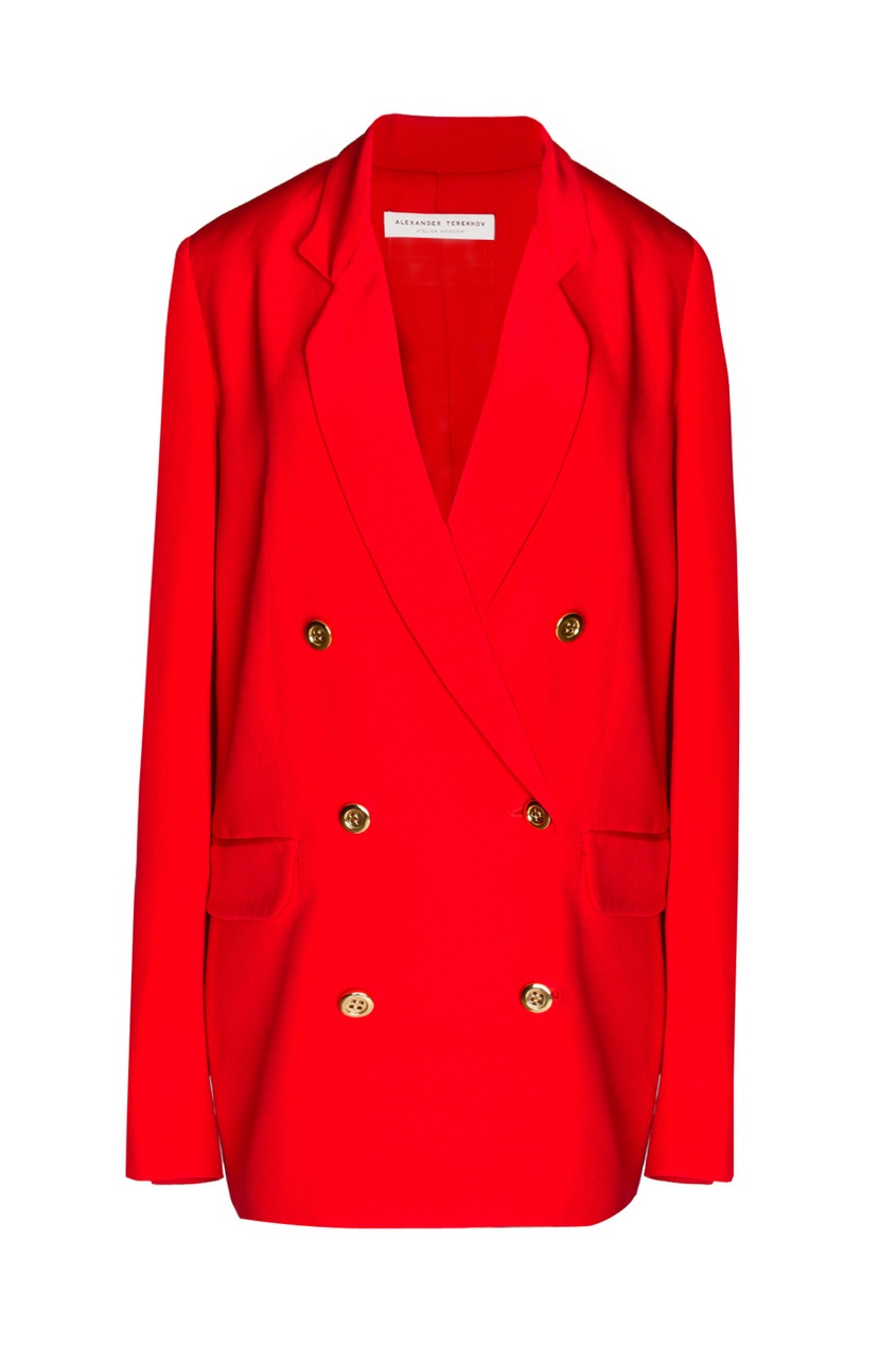 

Красный шелковый костюм