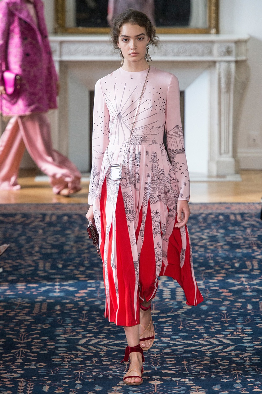 Шелковое платье с комбинированной отделкой