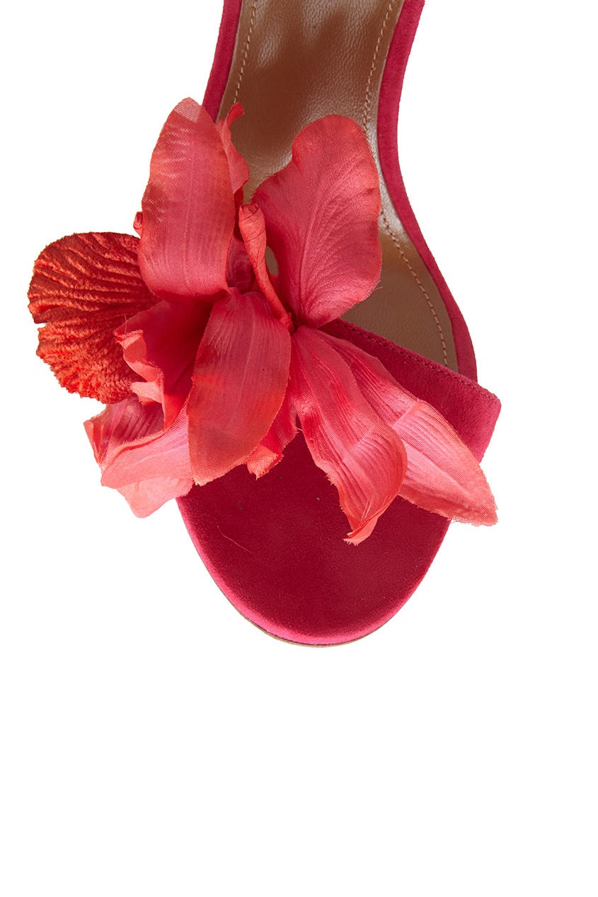 фото Замшевые босоножки flora sandal aquazzura
