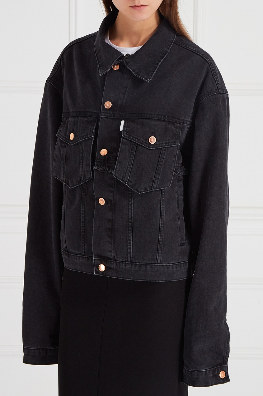 фото Черная джинсовая куртка aalto