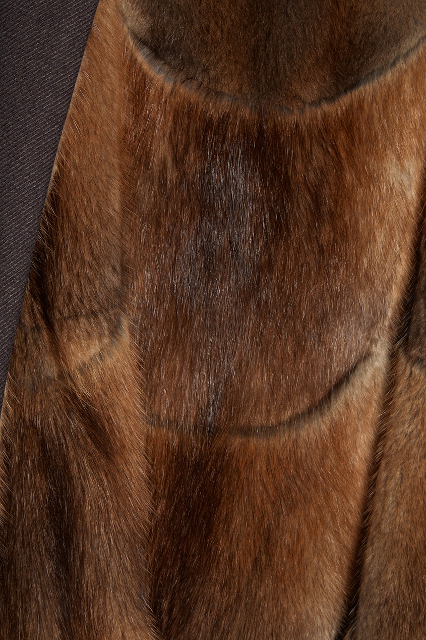 фото Дафлкот с меховой отделкой color°temperature