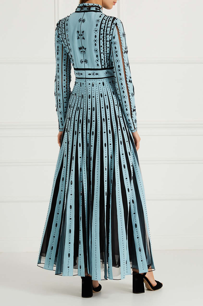 фото Шелковое платье с вышивкой кристаллами Valentino