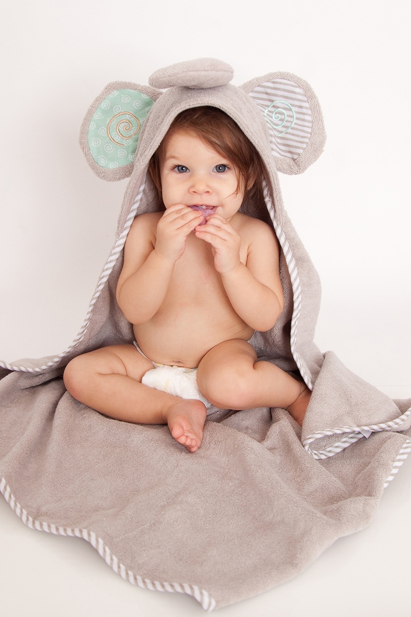 фото Серое детское полотенце с капюшоном zoocchini