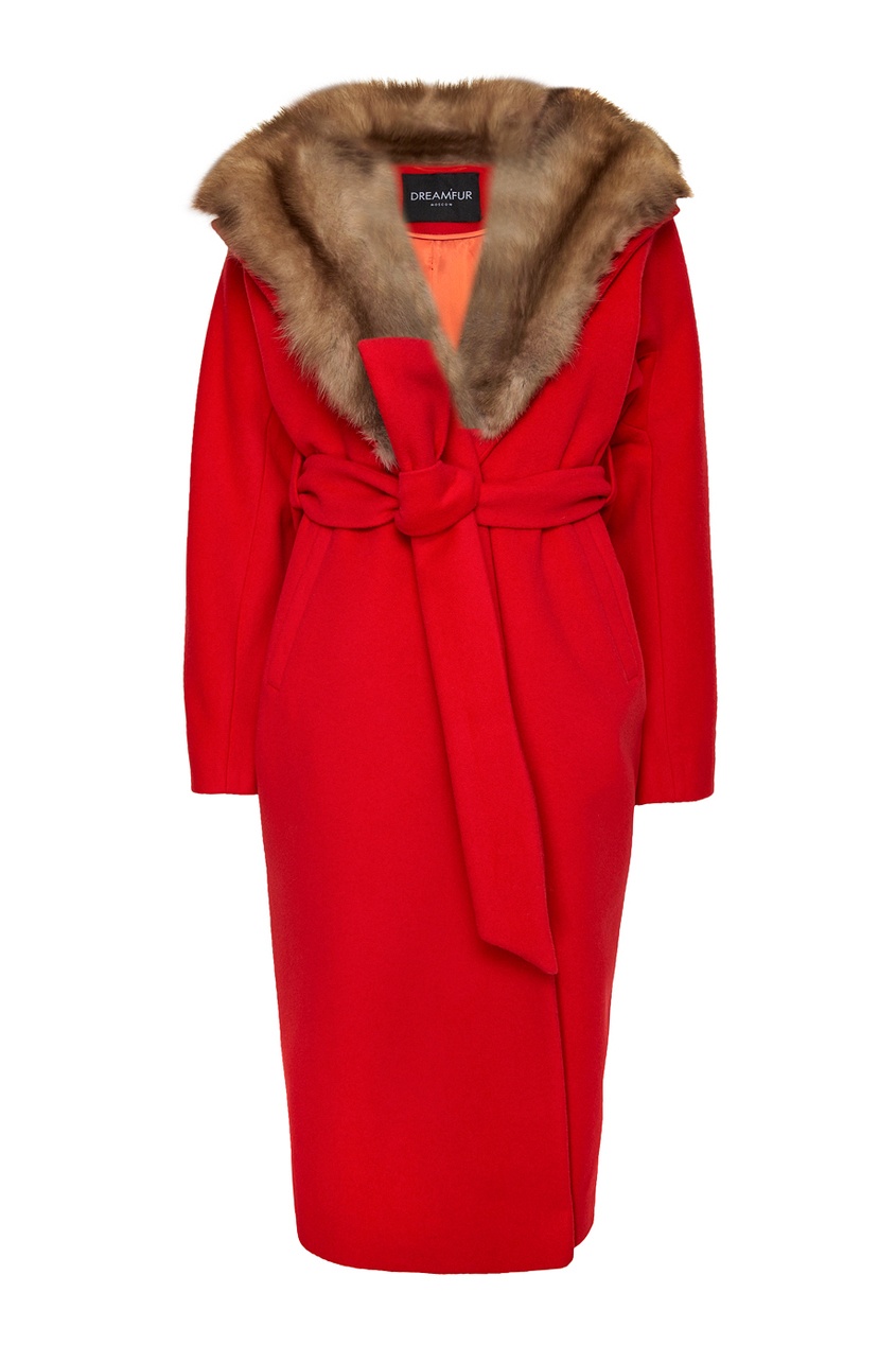 фото Красное пальто из кашемира с мехом куницы dreamfur
