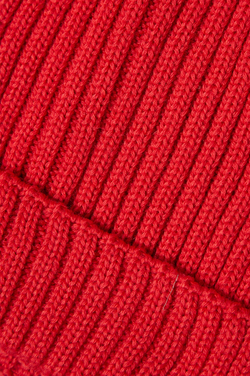 фото Красная шапка из шерстяного микса blank.moscow