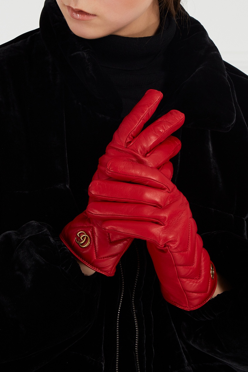 фото Красные кожаные перчатки gucci