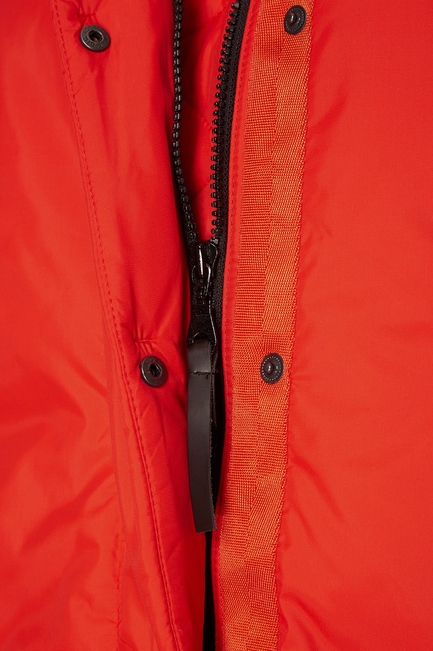 фото Утепленная куртка красная novaya