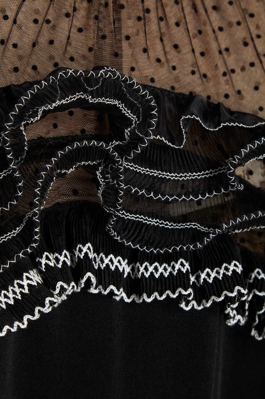 фото Черная блузка с кружевными воланами self-portrait