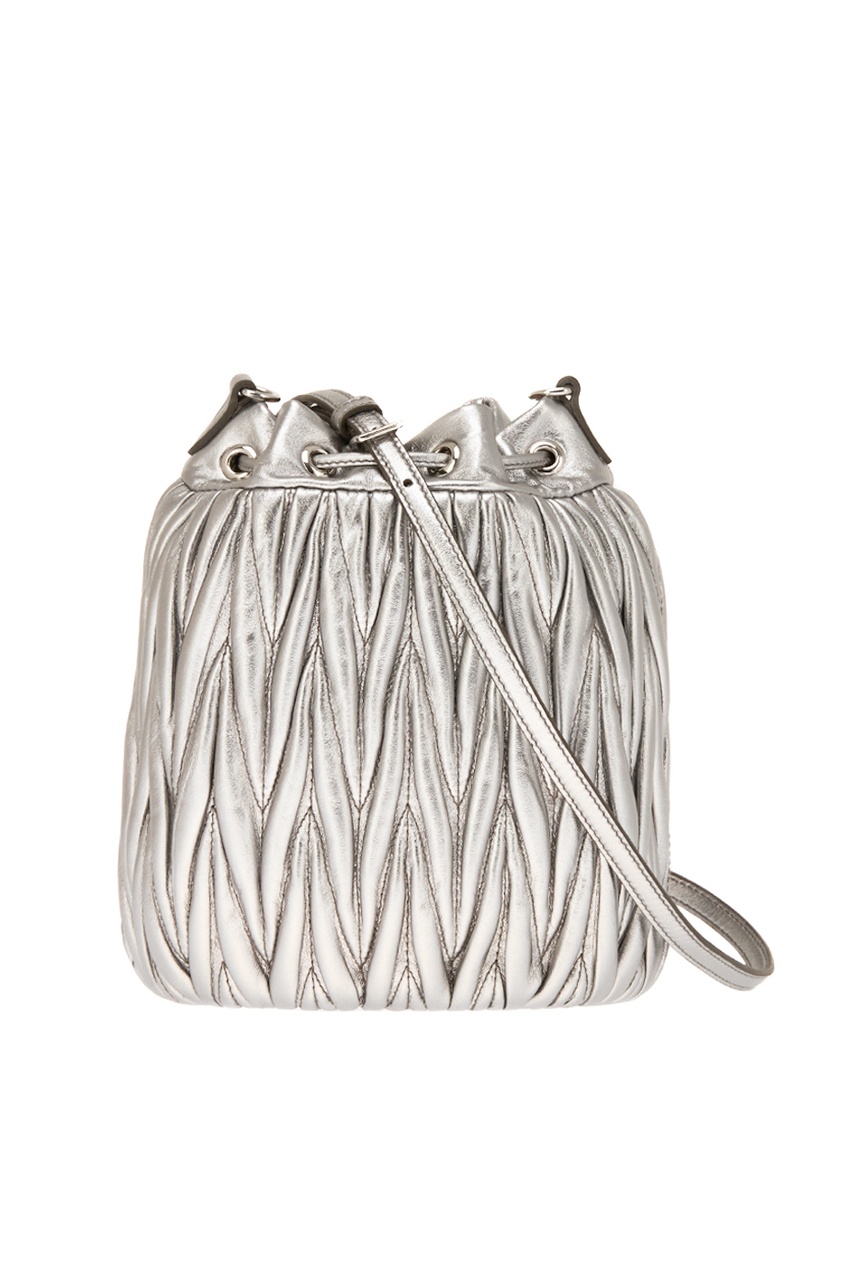 фото Серебристая сумка-торба bucket bag Miu miu