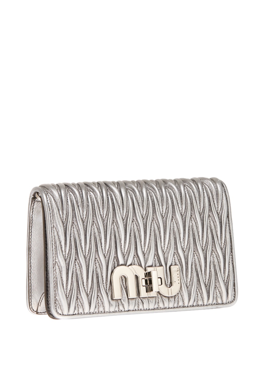 фото Серебристая драпированная сумка Miu Logo Miu miu