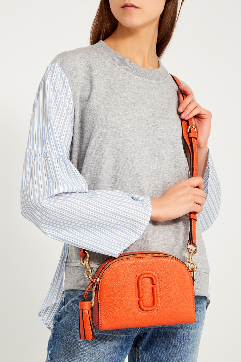фото Оранжевая сумка из кожи shutter camera bag marc jacobs (the)