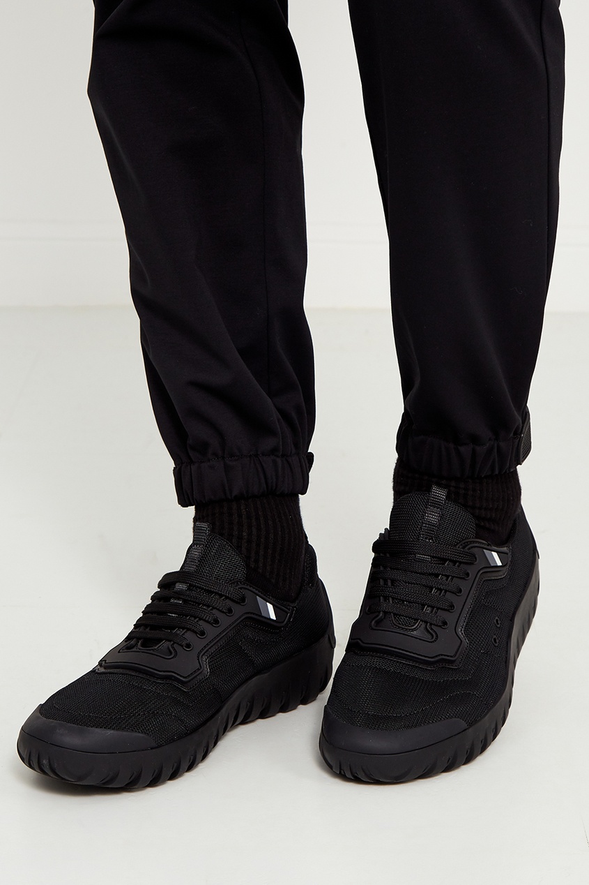 фото Черные текстильные кроссовки prada