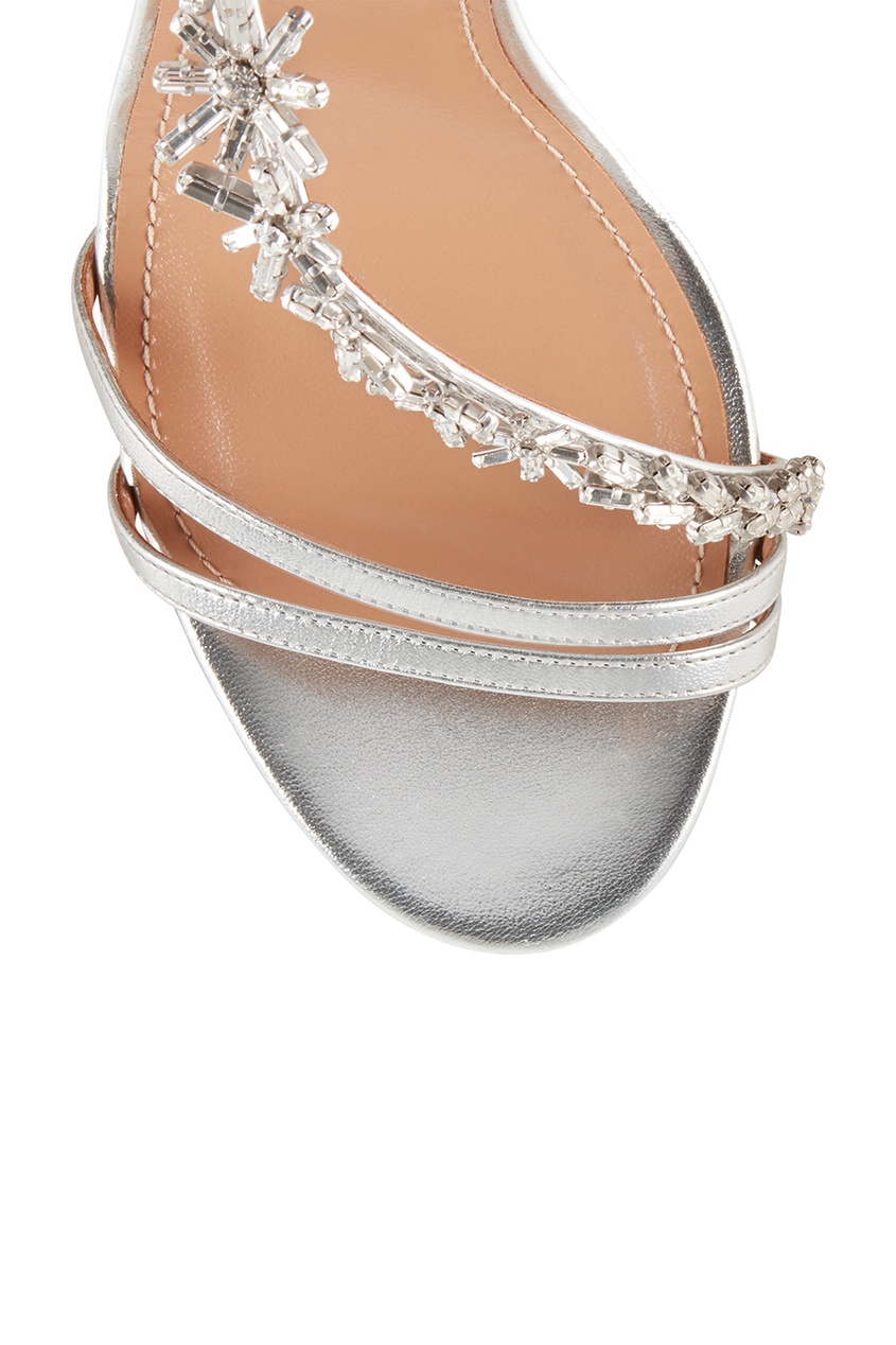 фото Серебристые босоножки с кристаллами chateau sandal 105 aquazzura