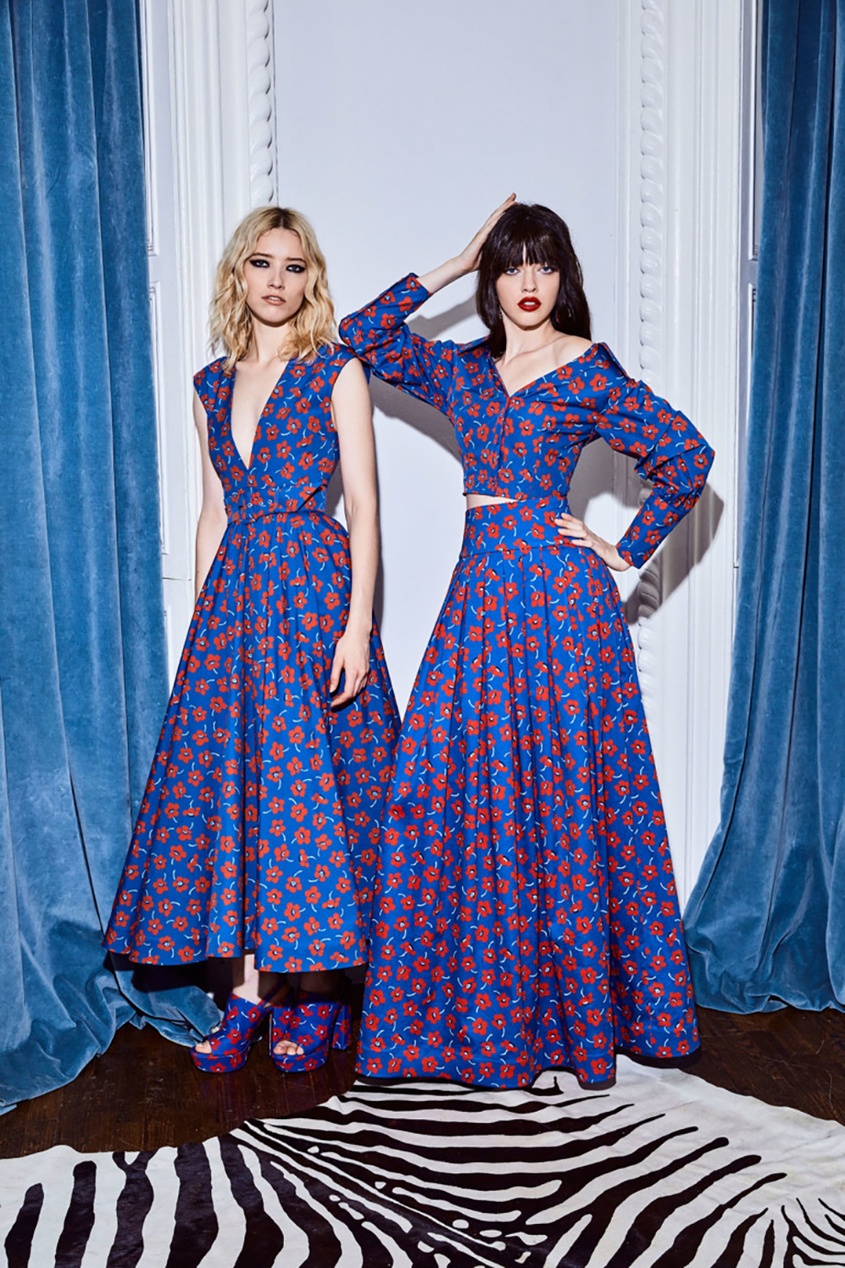 фото Хлопковое платье с цветами Alice + olivia