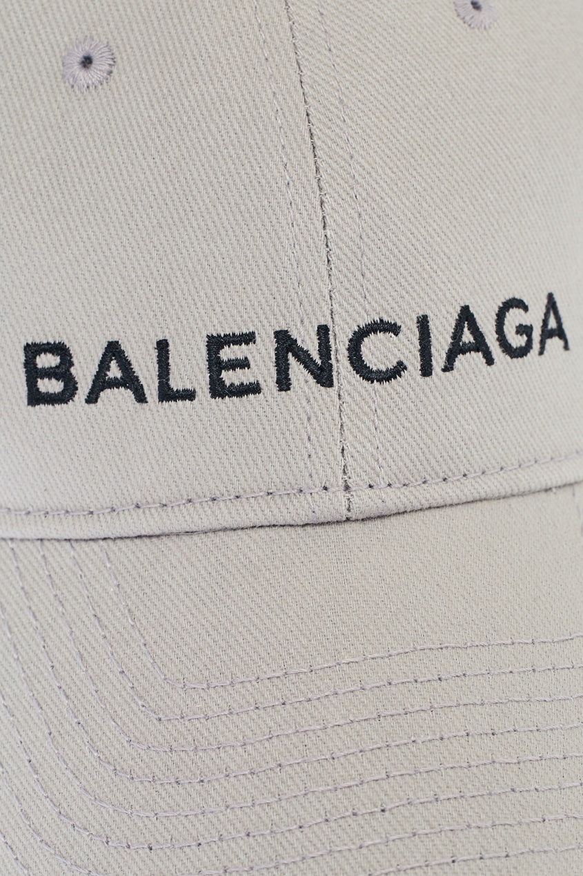 фото Серая кепка с логотипом balenciaga