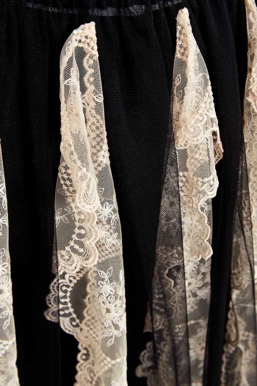 фото Кружевная юбка с контрастными деталями simone rocha