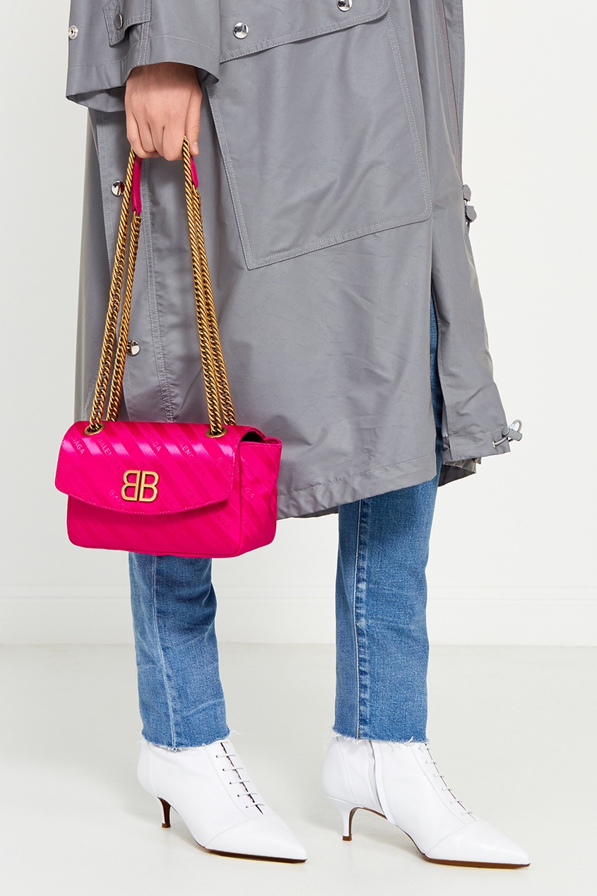 фото Розовая сатиновая сумка с логотипами bb round s balenciaga