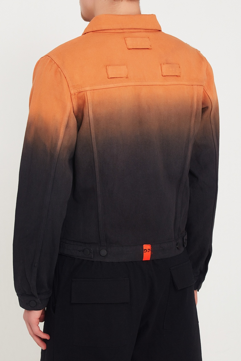 фото Джинсовая куртка с градиентным эффектом daily paper
