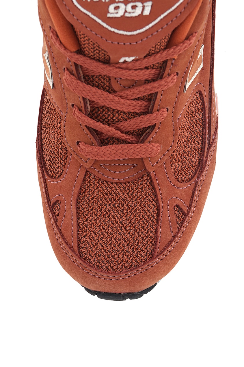 Коричневые кроссовки 991