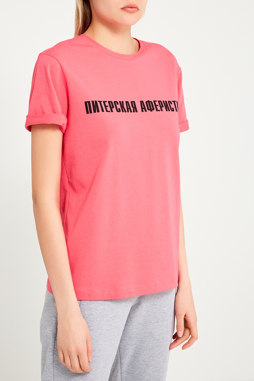 фото Розовая футболка с надписью terekhov girl