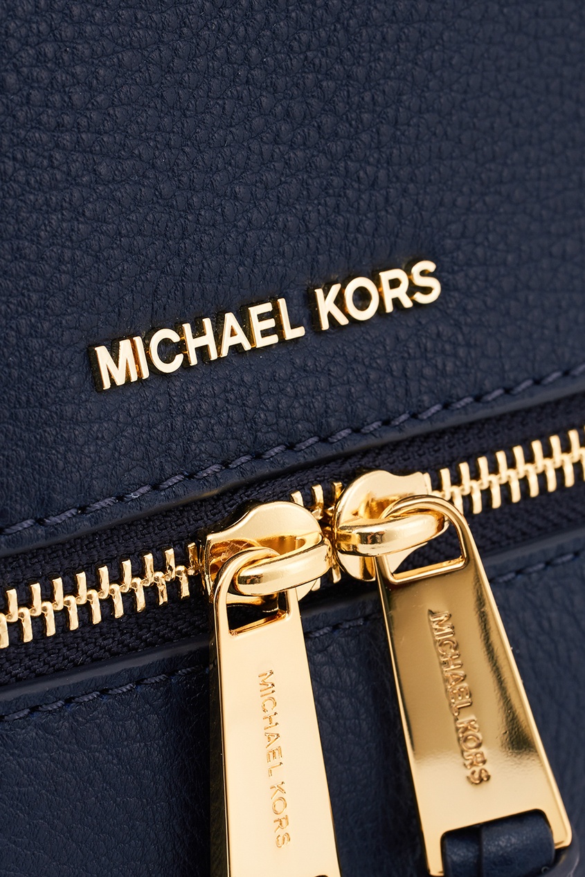 фото Синий кожаный рюкзак rhea zip michael michael kors