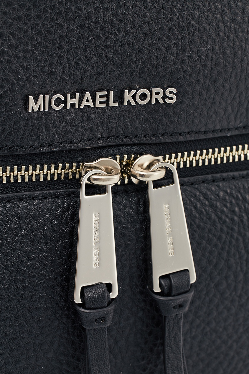 фото Большой черный рюкзак rhea zip michael kors