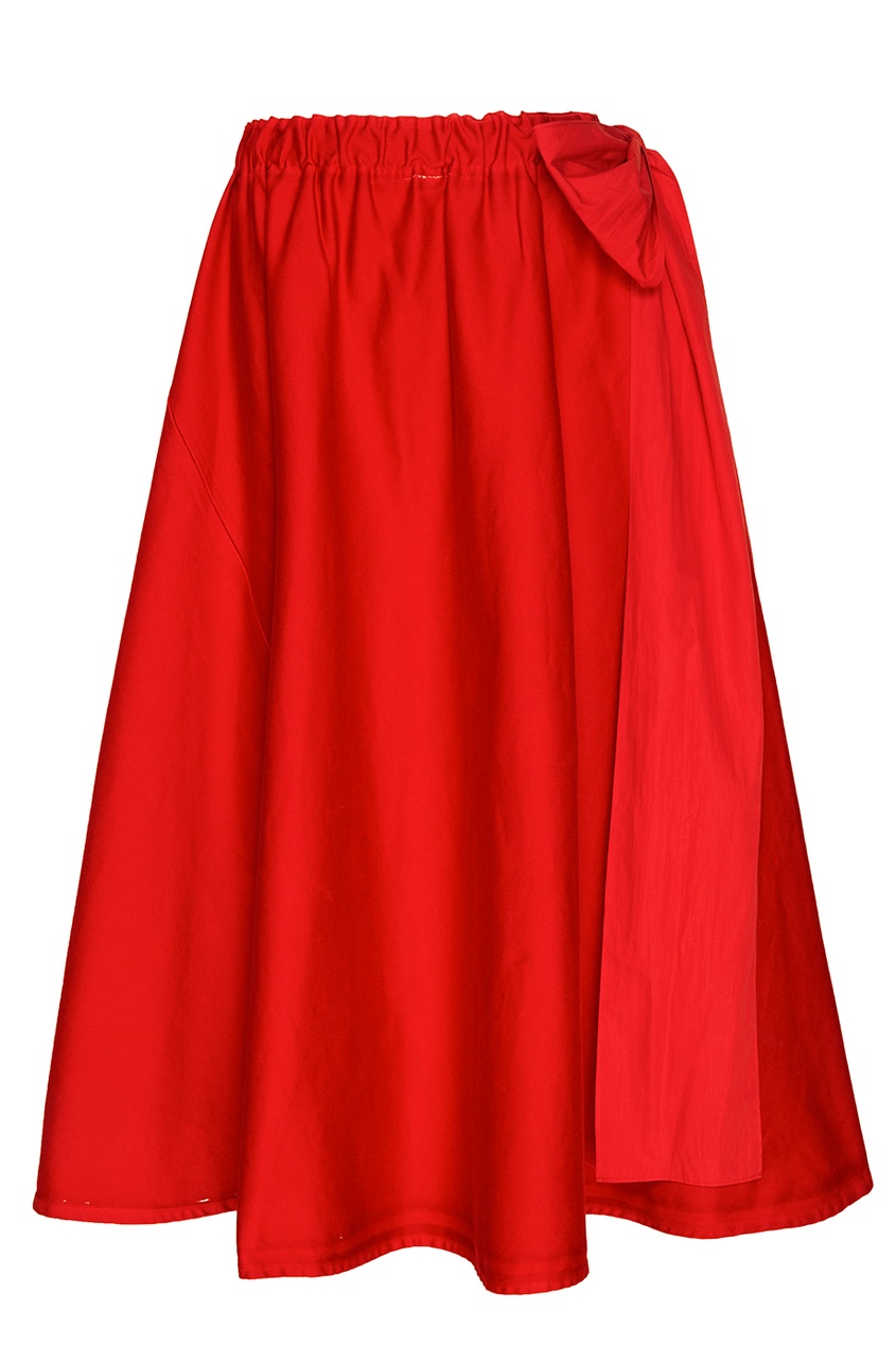 фото Красная юбка с крупными складками prada