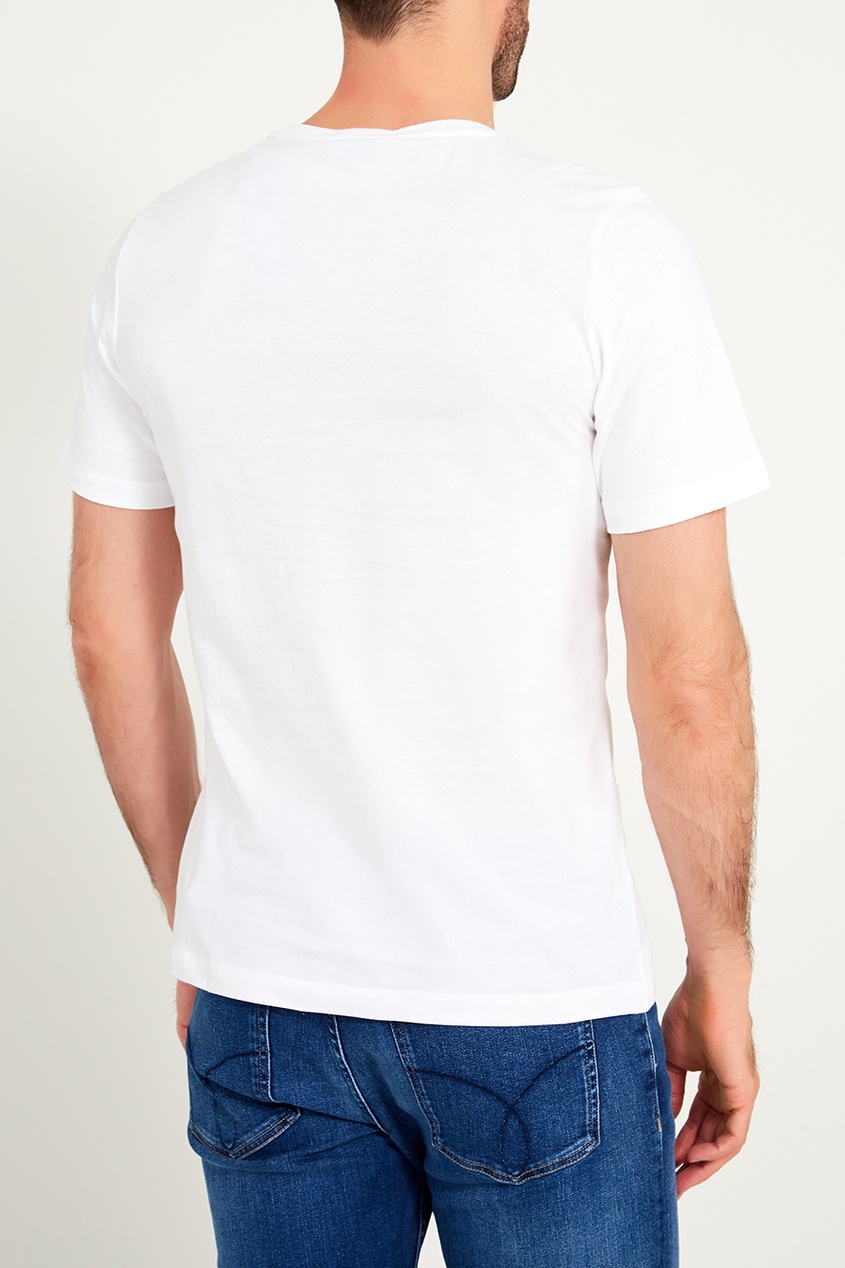 фото Белая футболка с контрастным принтом calvin klein