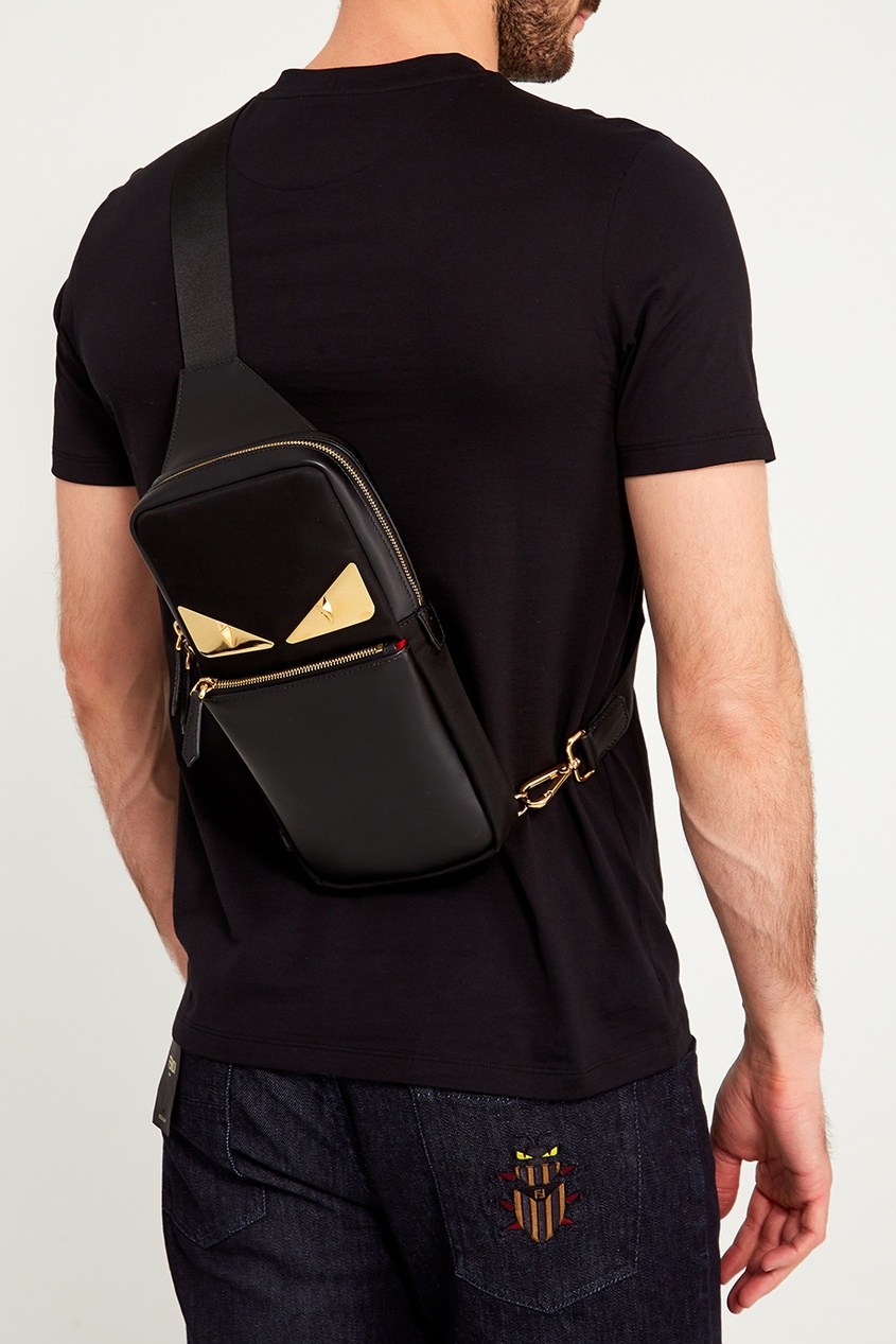 фото Черный рюкзак на одно плечо bag bugs fendi