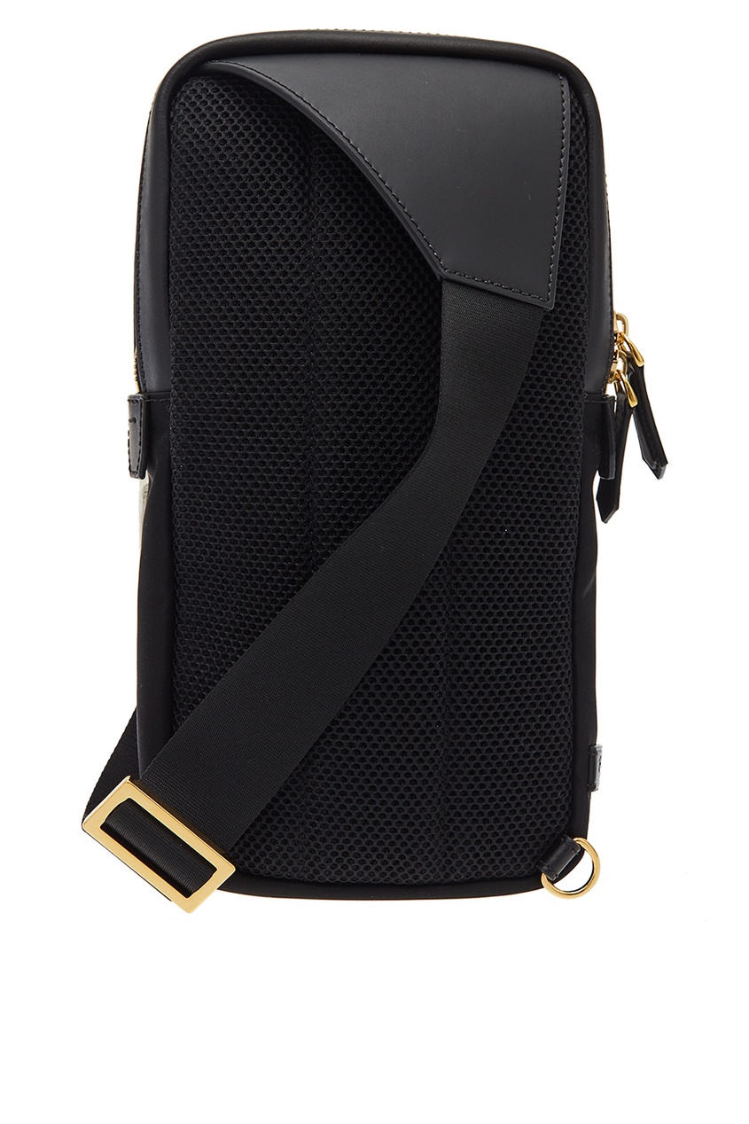 фото Черный рюкзак на одно плечо Bag Bugs Fendi