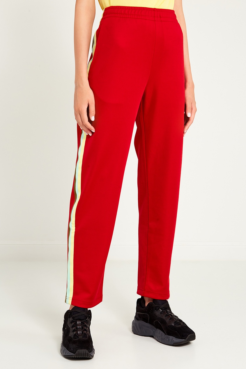 фото Красные брюки с цветными лампасами acne studios