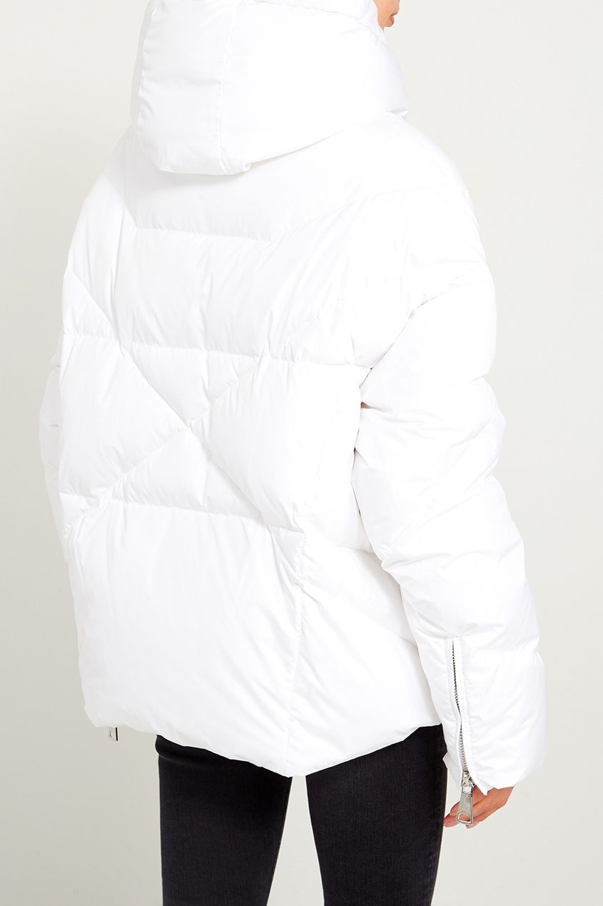 фото Белая зимняя куртка khrisjoy